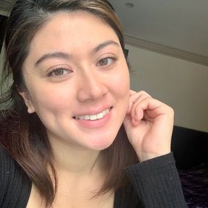 Meet your Posher, Roxanne